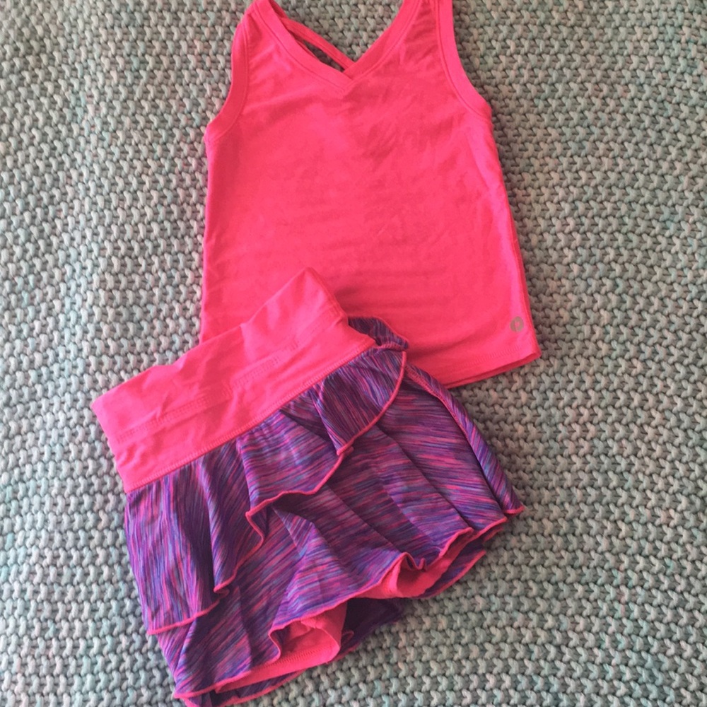 2T Spandex workout outfit